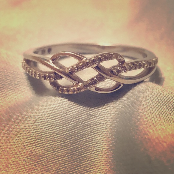 10k silver diamond ring.